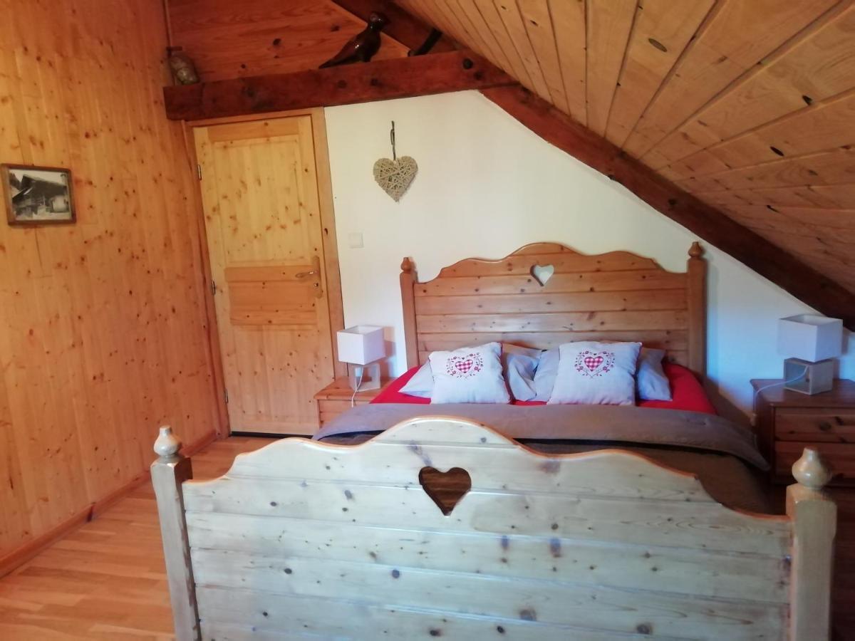 La Grange Panzió Le Noyer  Kültér fotó
